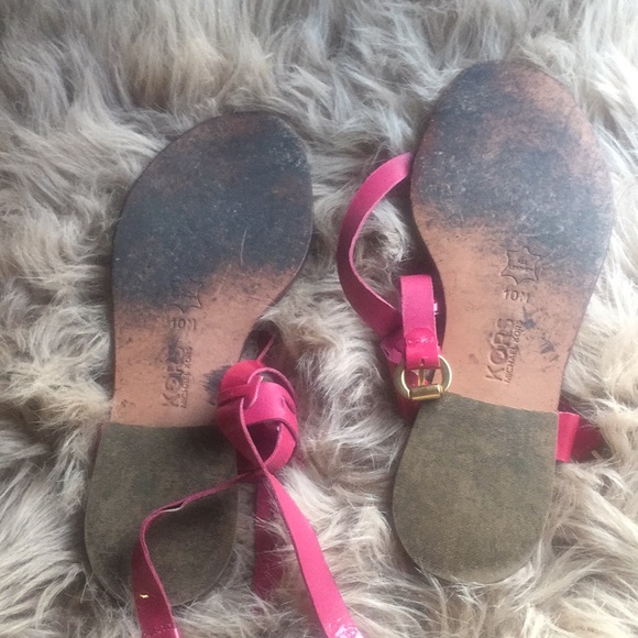 🛍🛍🛍MICHEAL KORS 🛍🛍🛍 - Picture 7 of 8